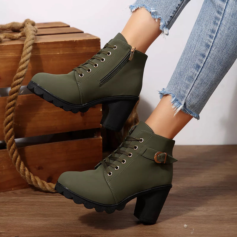 Bottines à Talon Bloc et Laçage Raffiné