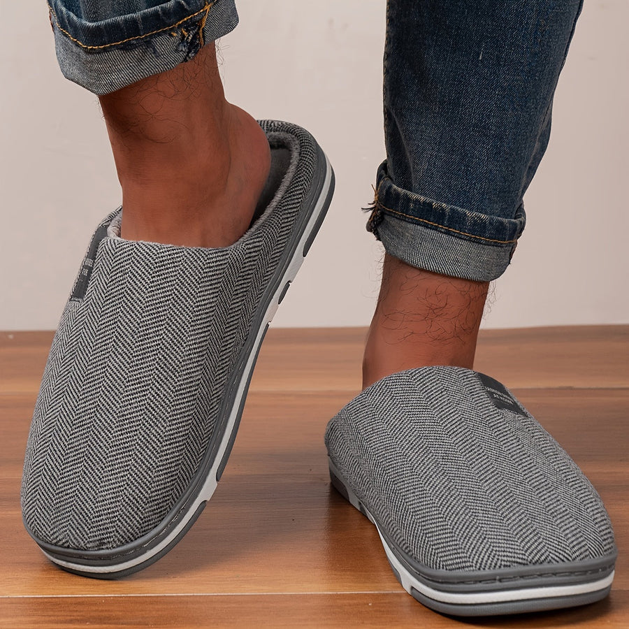 Pantoufles homme spacieuses — vue de profil
