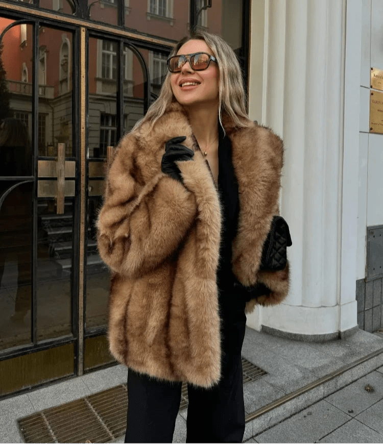 Manteau Effet Fourrure Oversize à Revers