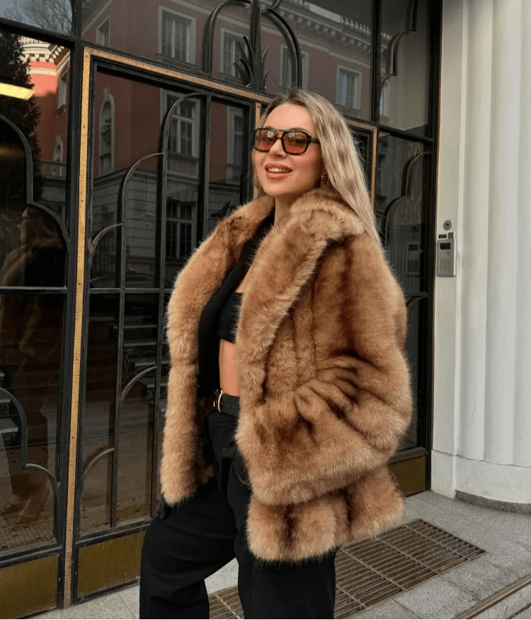 Manteau Effet Fourrure Oversize à Revers