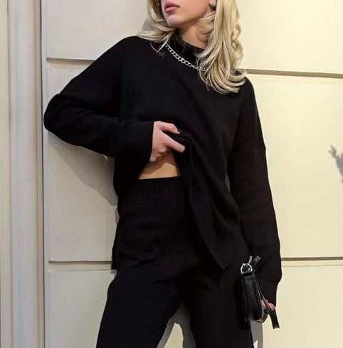 Sweat col roulé oversize — vue de profil avec col montant généreux