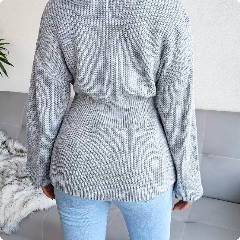 Pull Col V Coupe Cintrée — détail de la silhouette affinée