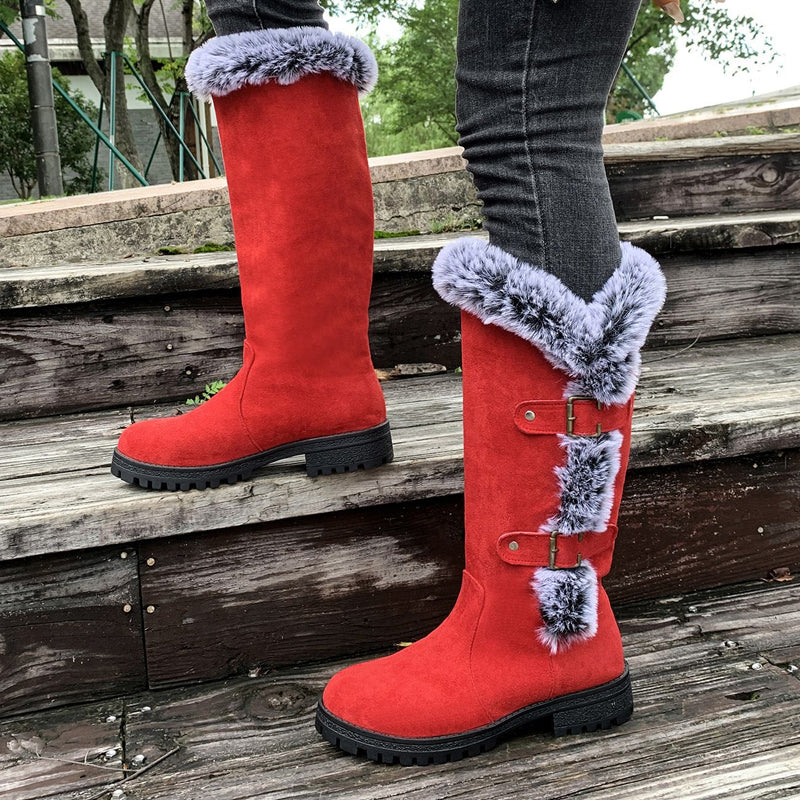 Botas Altas com Fivelas e C cano ajustado