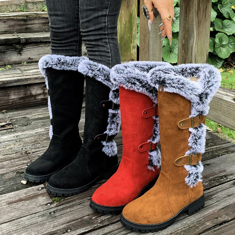 Botas Altas com Fivelas e C cano ajustado
