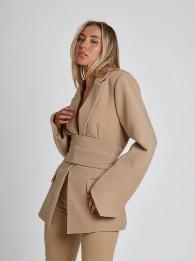 Amy™ | Blazer avec ceinture