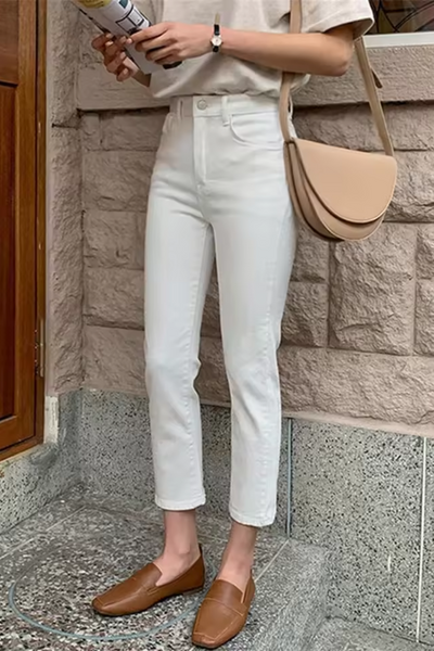 Eva | Jeans blancs à jambe droite pour femmes