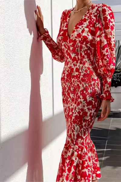 Serena | Robe en queue de poisson imprimée à col en V