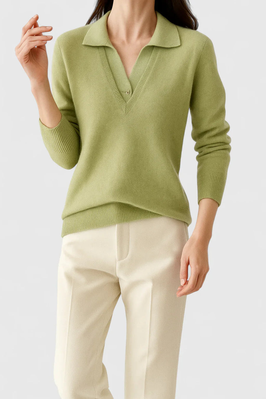 Pull Col Montant Boutons Contrastants