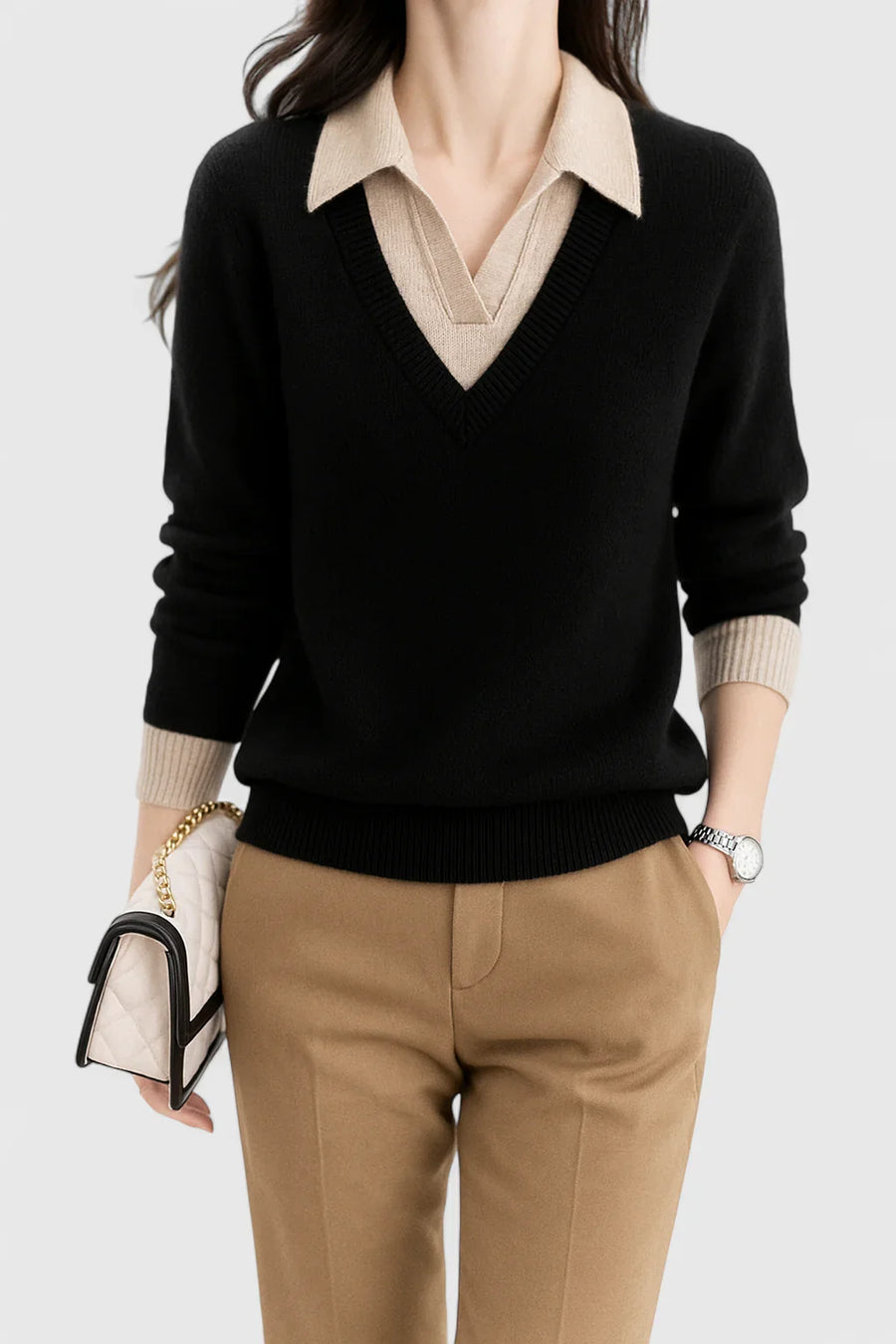 Pull Col Montant Boutons Contrastants