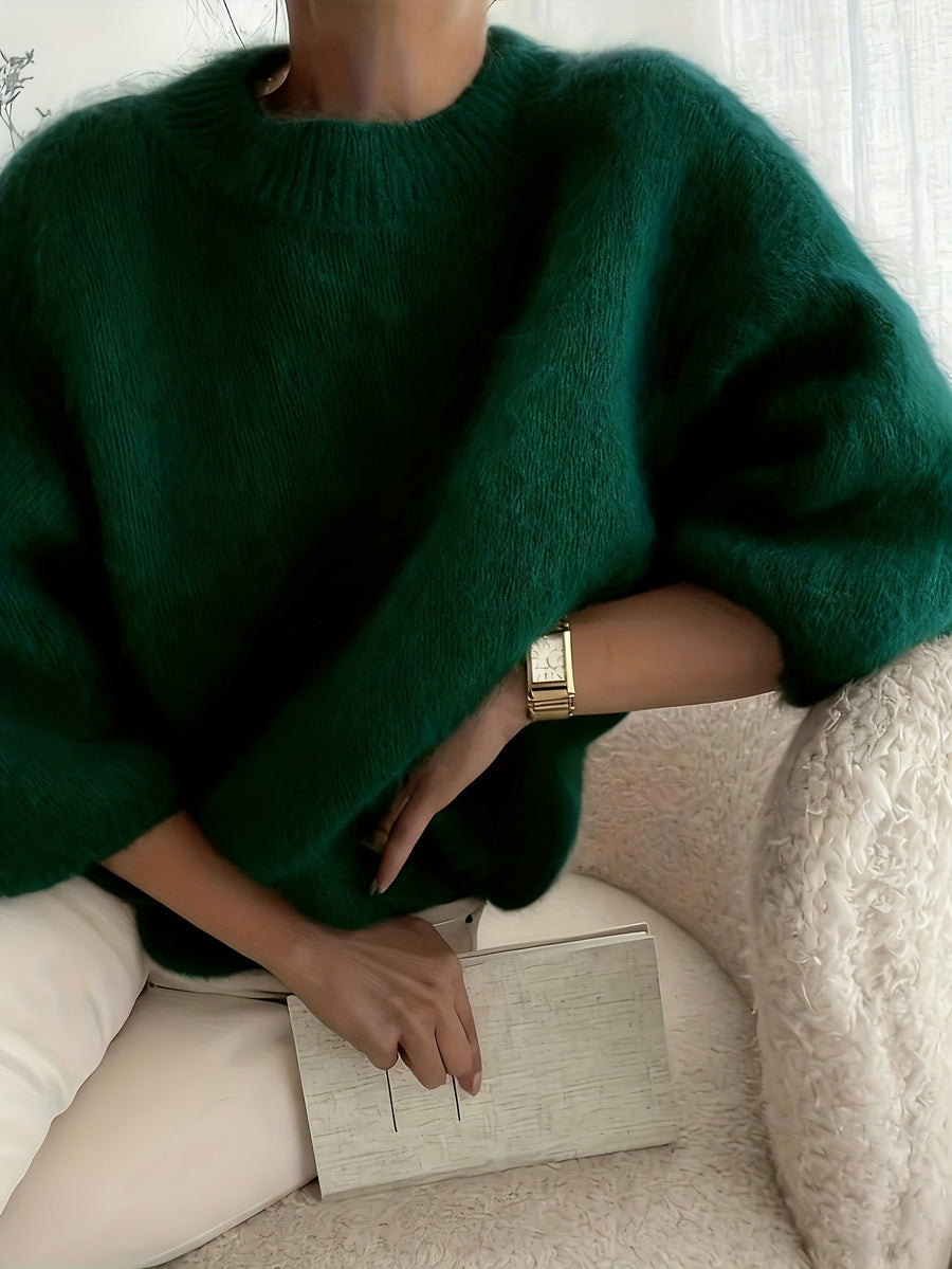 Pull oversize femme — gros plan sur la texture et le tombé du tricot