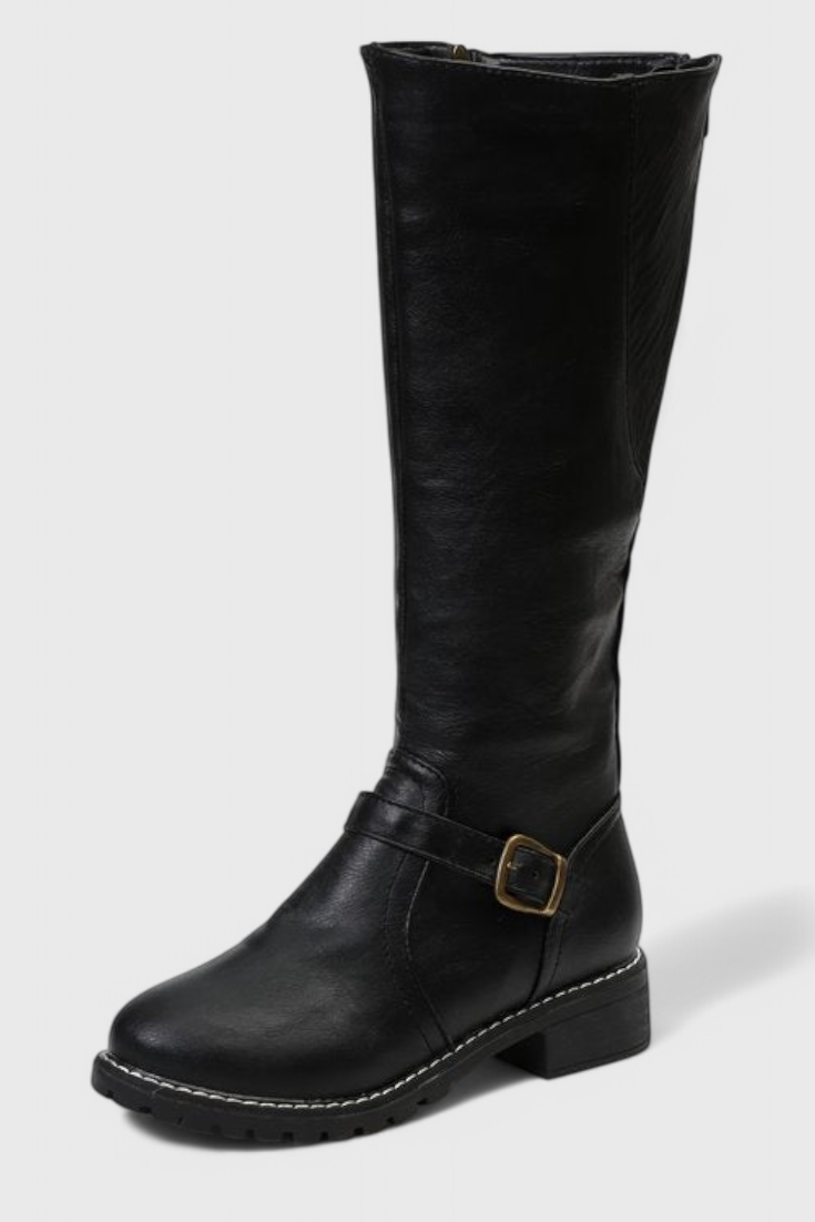 Botas Altas com Fivela Elegante
