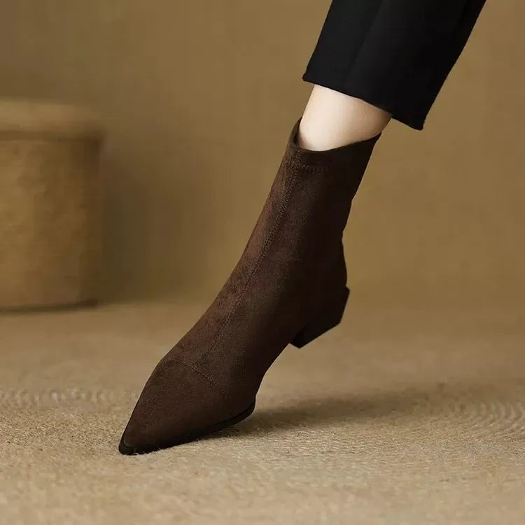 Bottines à Talon Bas et Bout Fin