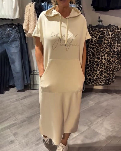 Ebba™ | Robe ample à capuche et coupe féminine
