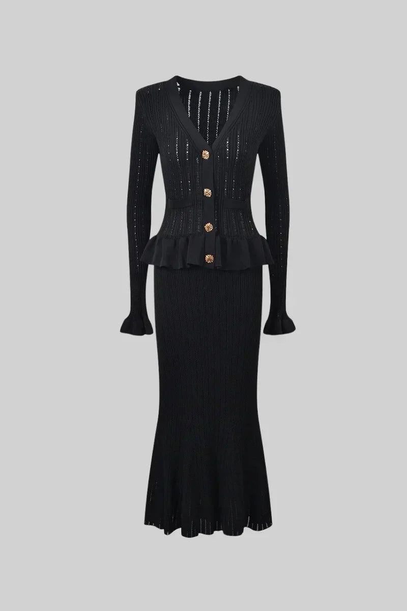 Prudence – Ensemble composé d'une robe midi en maille raffinée et d'un haut boutonné