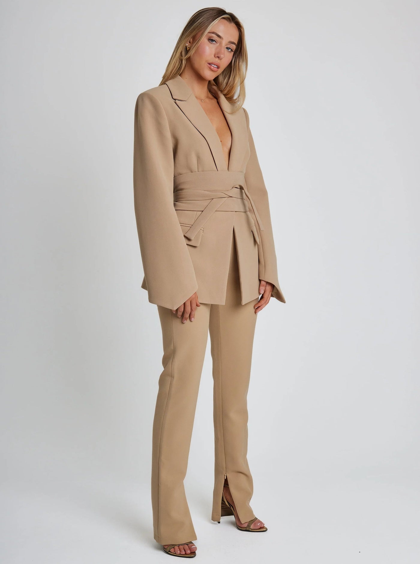 Amy™ | Blazer avec ceinture
