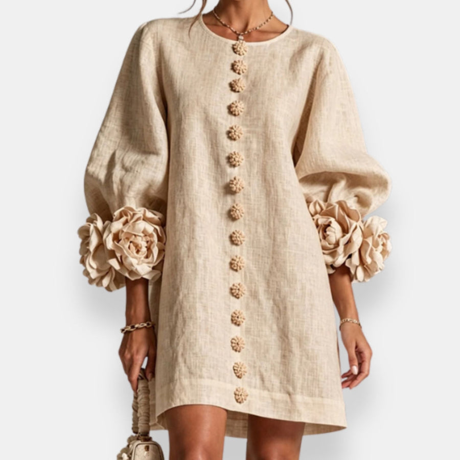 Robe Marcelle — silhouette complète, coupe gracieuse