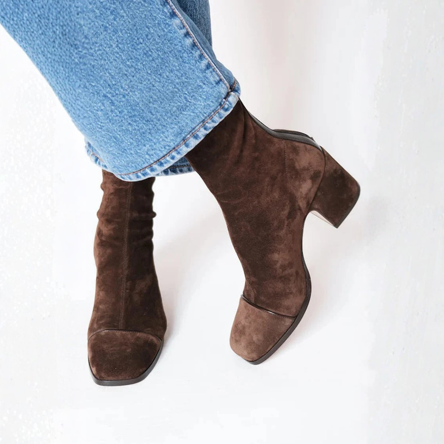 Bottines à Bout Carré et Talon Stable