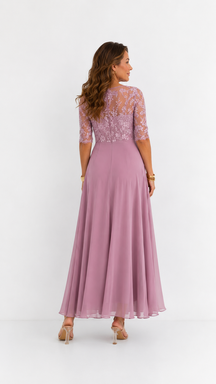 Robe Eugénie — vue de dos avec ourlet asymétrique