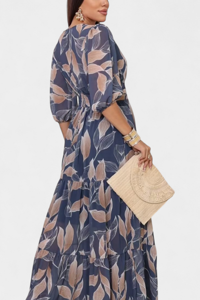 Aísha Robe longue fluide à motif floral et feuilles