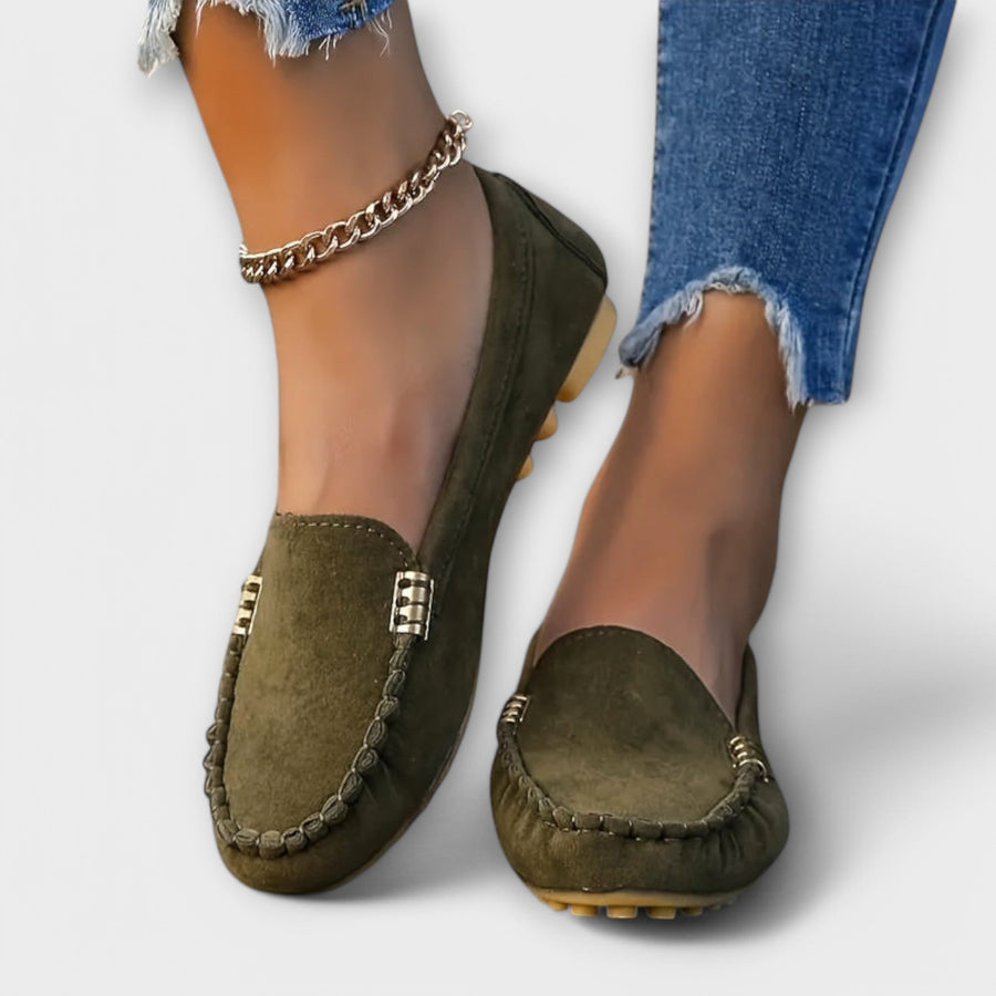 Mocassins à enfiler détails métallisés — vue de trois-quarts