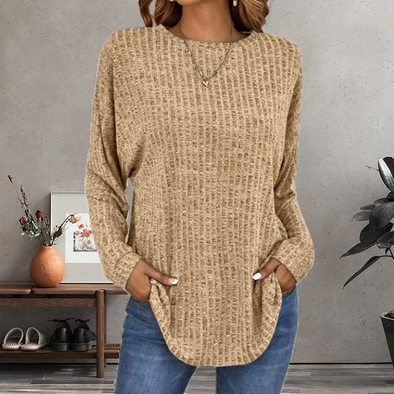 Pull ample col rond — détail de la coupe et du tombé