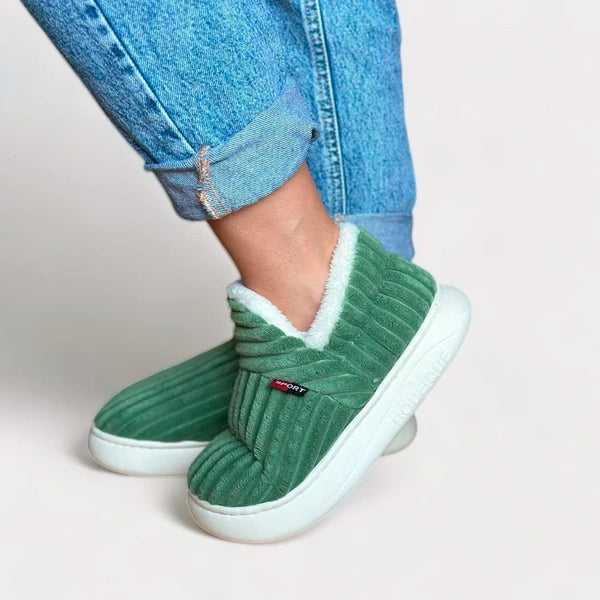 Pantufas Aconchegantes de Cano Baixo