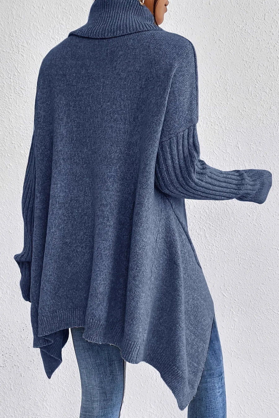 Pull Col Montant Oversize Asymétrique