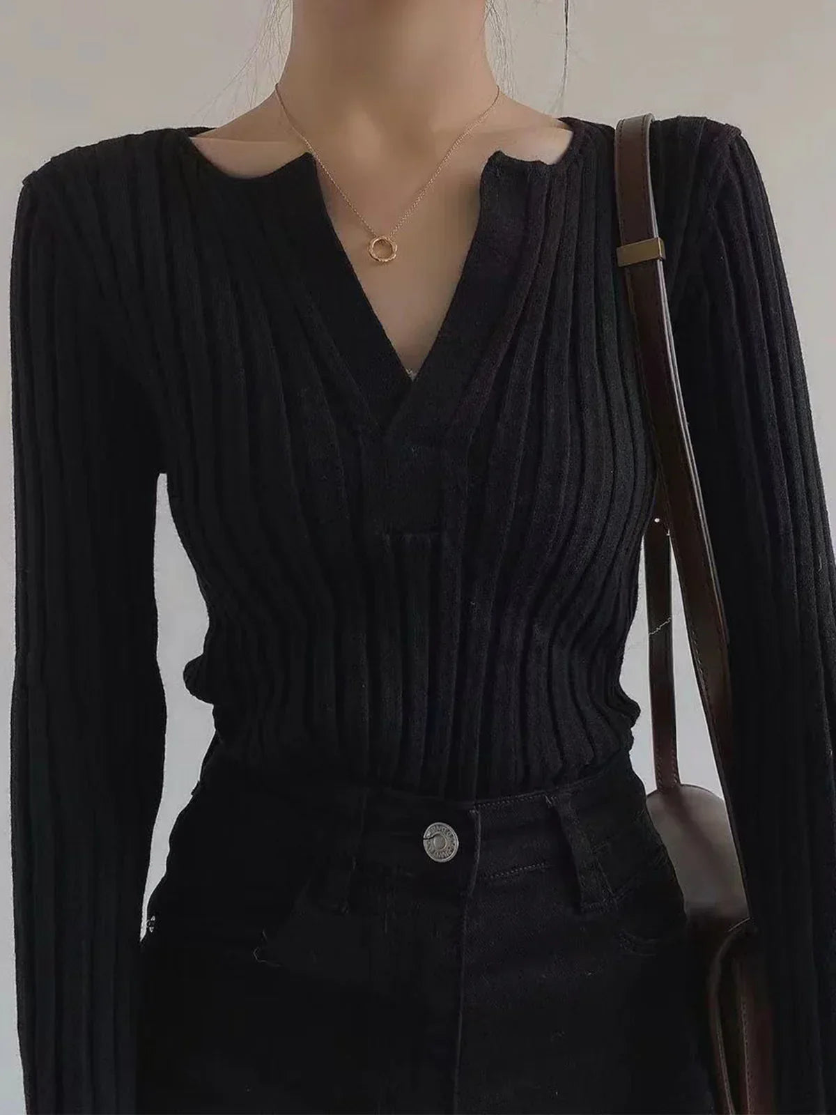 Confortable débardeur en maille pour femme avec col en V