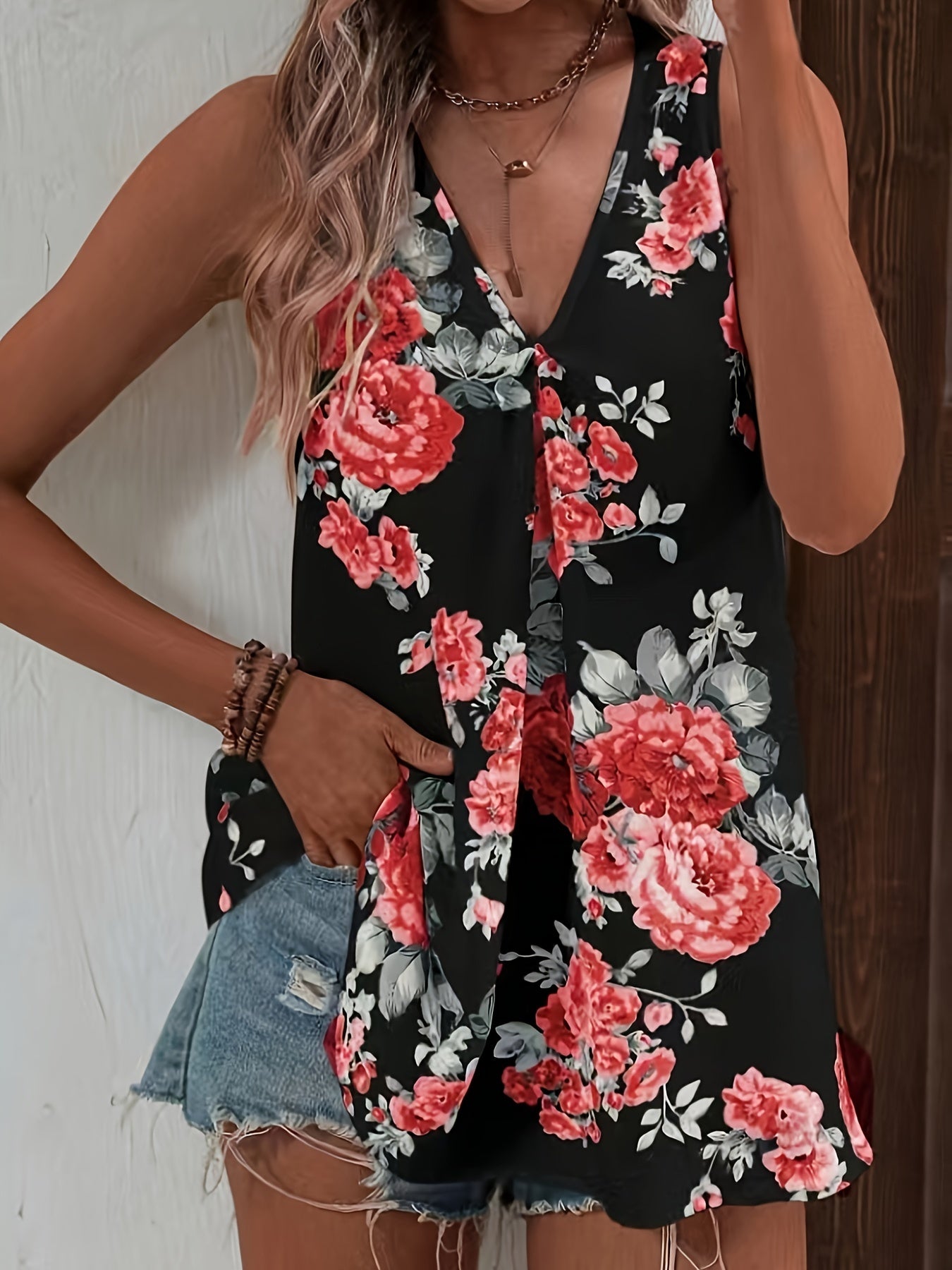 Chemisier floral à col en V - Modèle sans manches et tissu léger