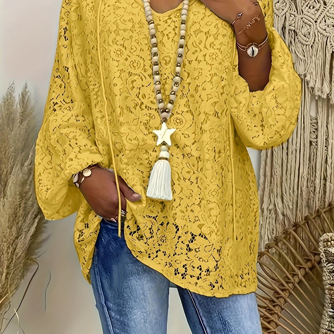 Blouse - Manches longues et détails en dentelle