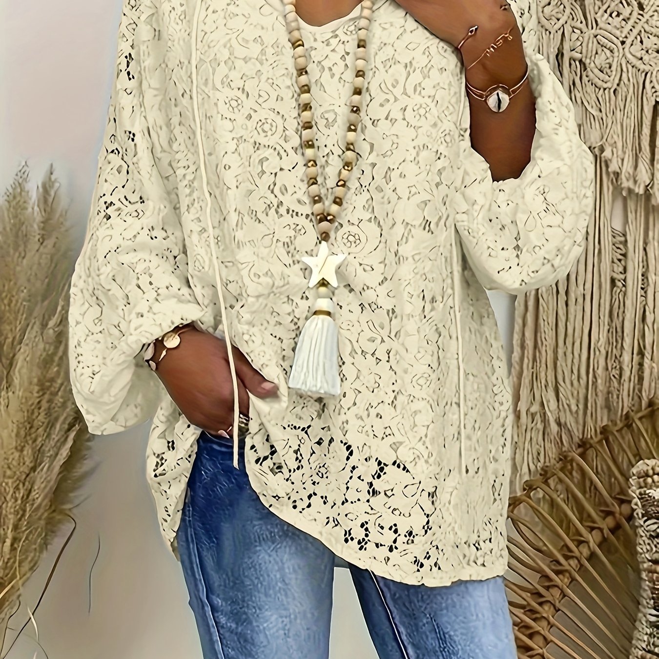 Blouse - Manches longues et détails en dentelle