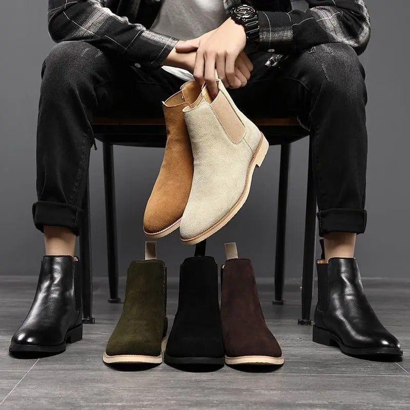 Botins Chelsea com elásticos laterais