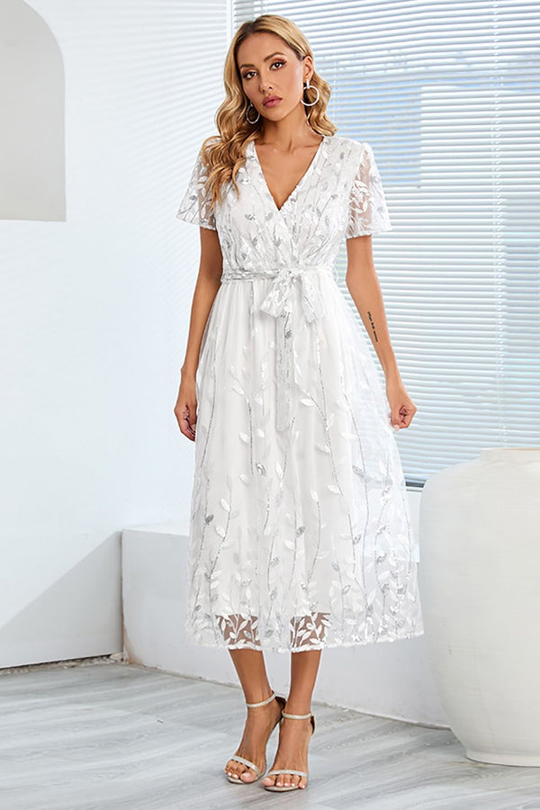 Robe d'Été Élégante et Intemporelle - Coupe Fluide Sophistiquée