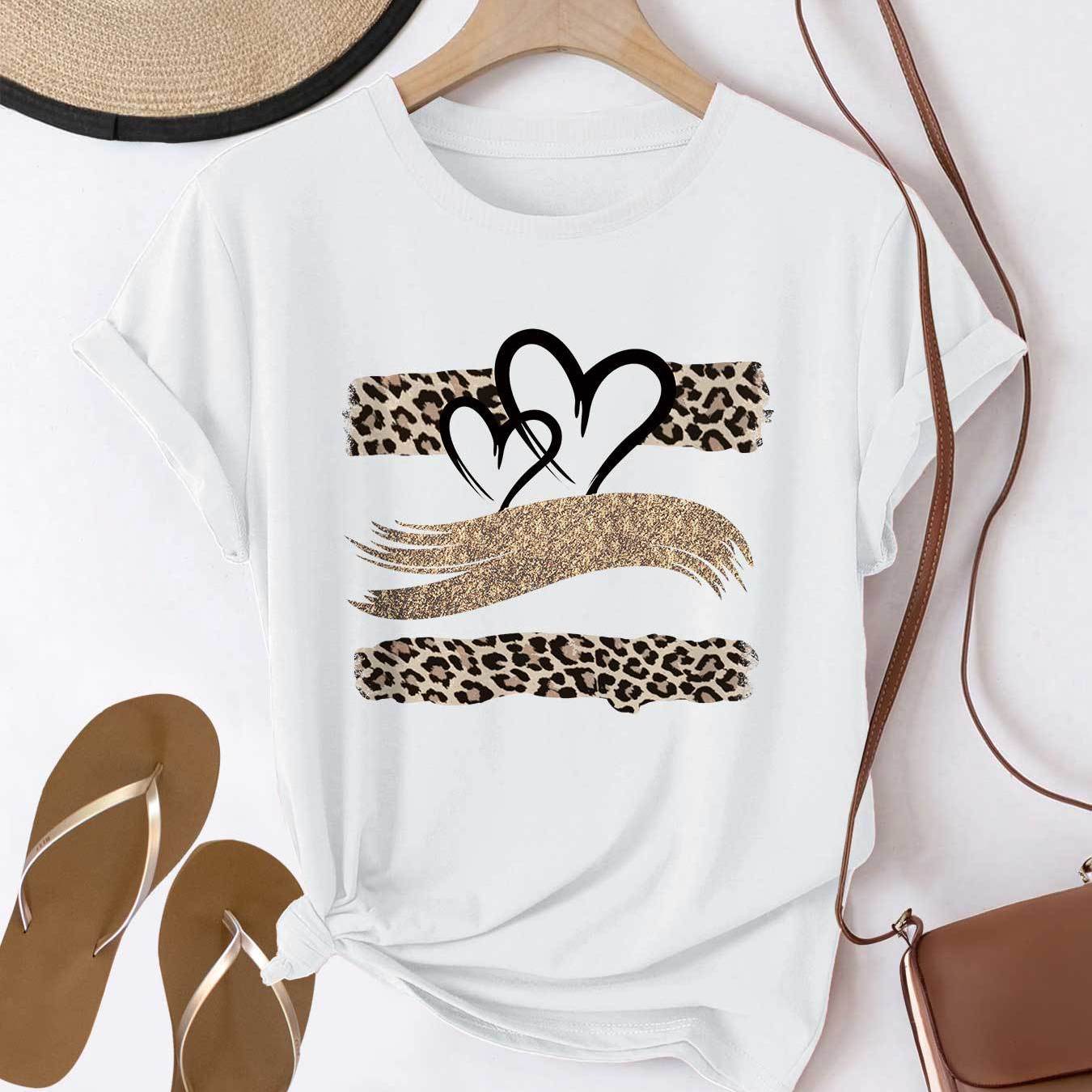T-shirt décontracté - Manches courtes & imprimé léopard avec graphisme en forme de cœur