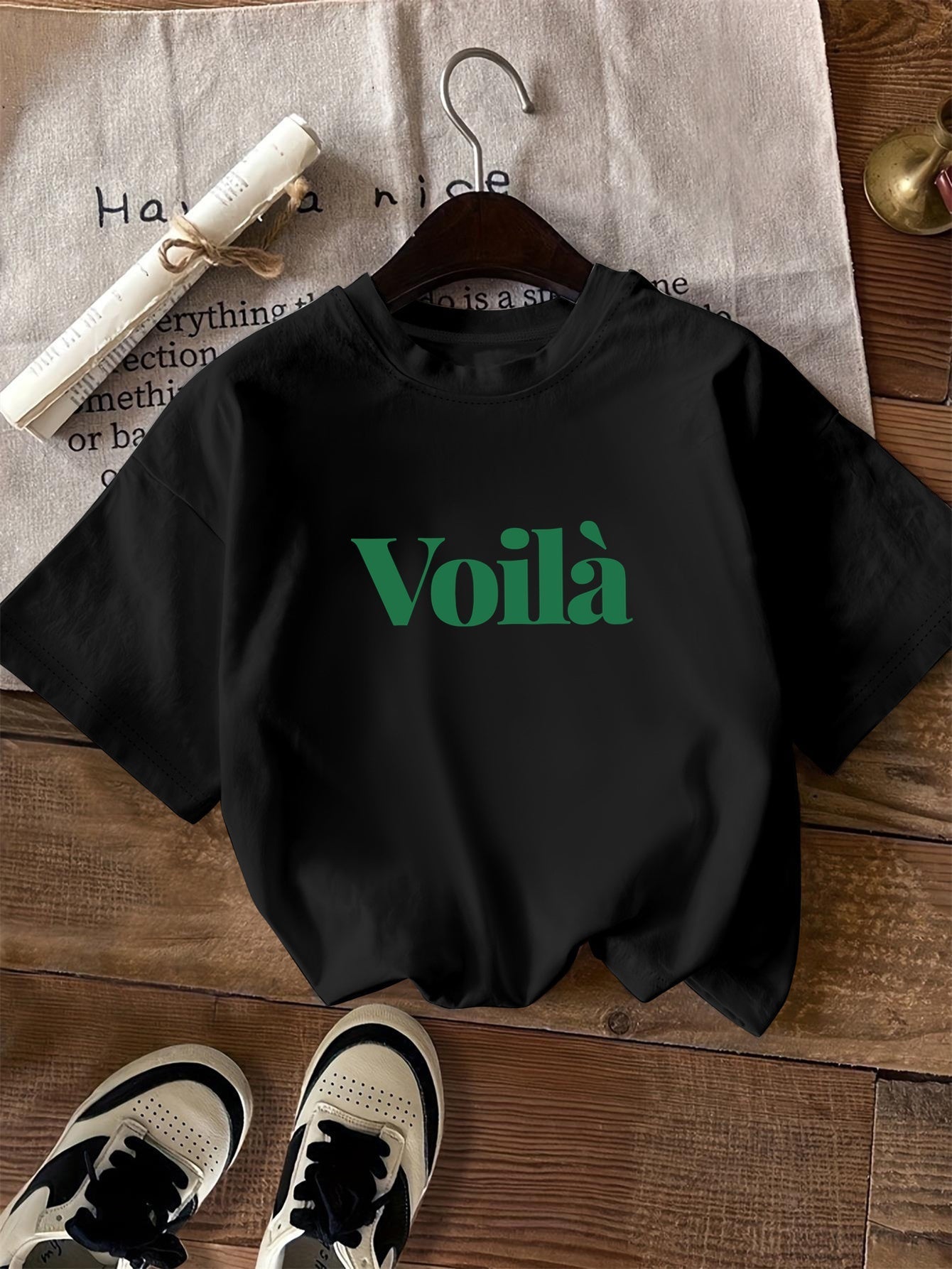 T-shirt graphique décontracté - Texte imprimé Voilà et col rond