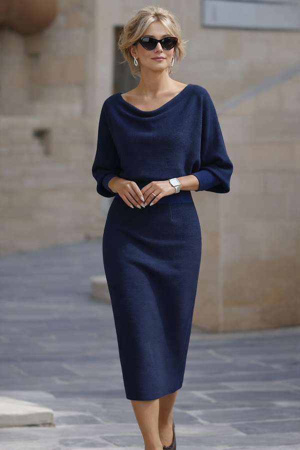 Robe Midi Élégante à Manches Drapées - Silhouette Fluide et Intemporelle