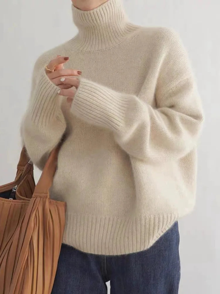 Pull Agnes col roulé cachemire — détail de la matière
