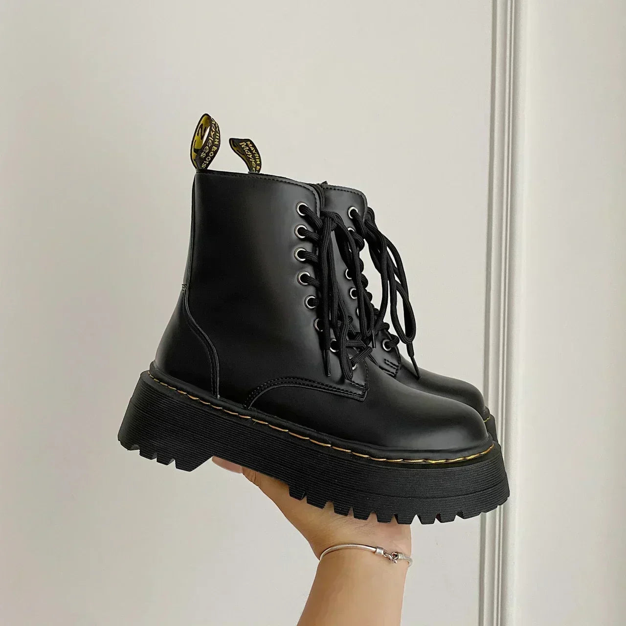 Xime - Bottes classiques en cuir pour dames avec plateforme