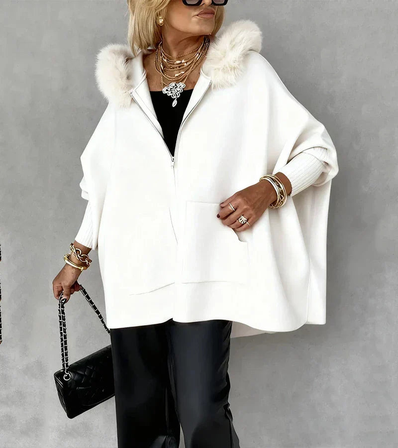 Manteau Oversize à Capuche Bordée de Fourrure
