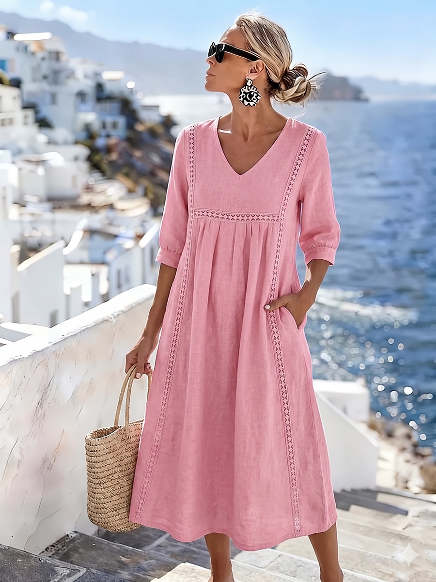 Robe fluide à patchwork — détail de la coupe ample et des manches courtes