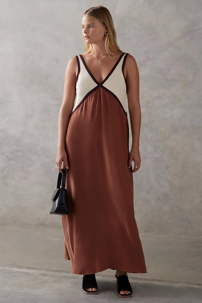 Elena - Robe midi sans manches