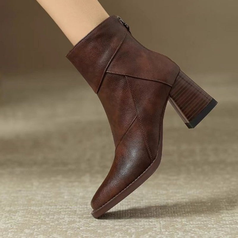 Bottines à Bout Carré et Talon Bloc