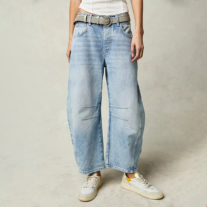 Jean Bella — autre angle de la jambe large et coupe détente