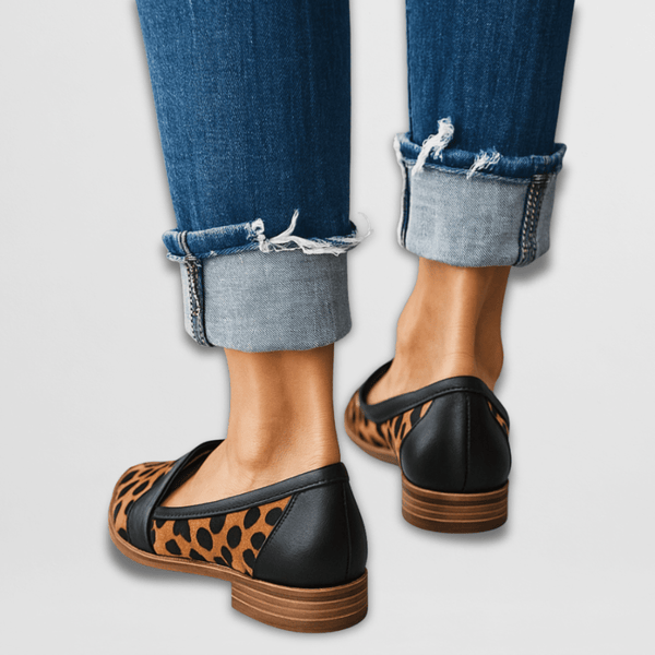 Mocassins à Bout Pointu et Détail Classique