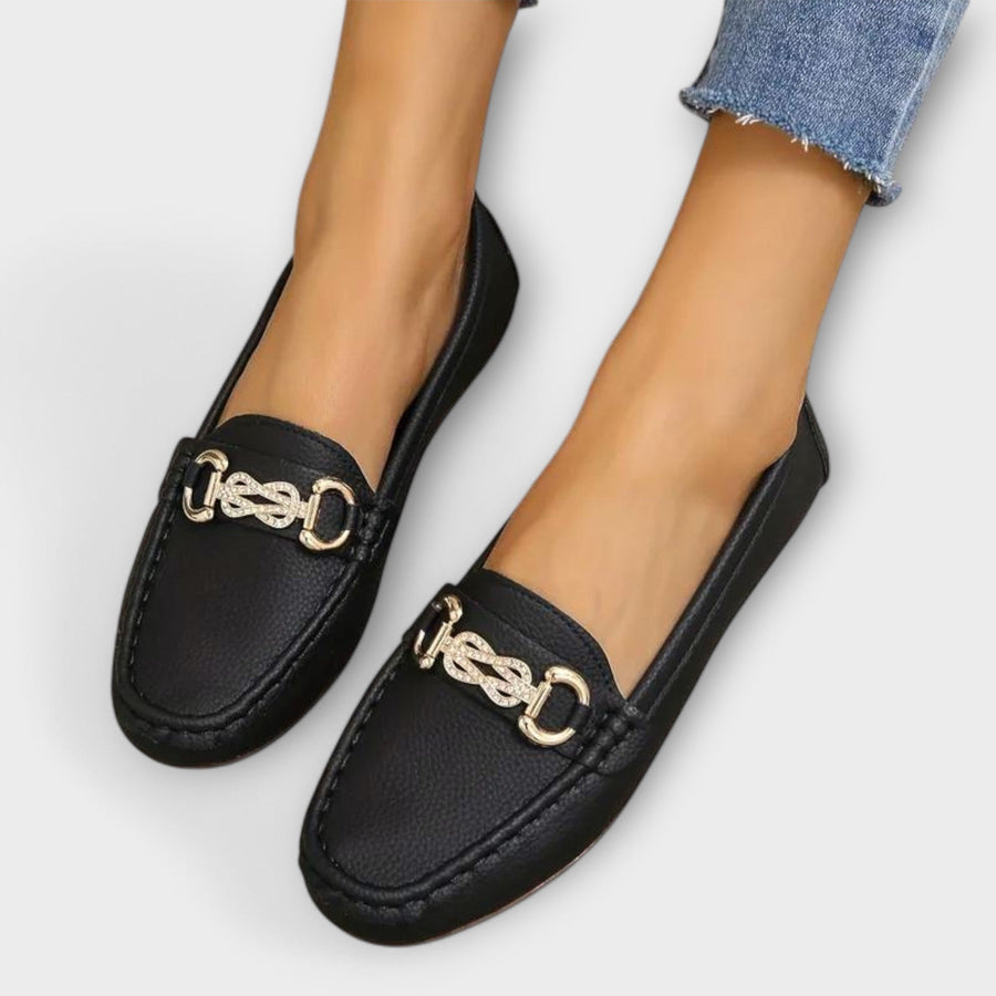 Mocassins Essenciais de Corte Clássico