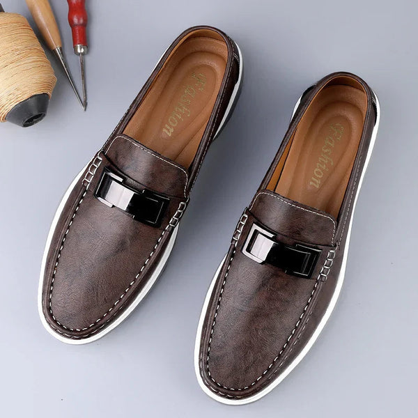 Mocassins Homme à Détail Métallique