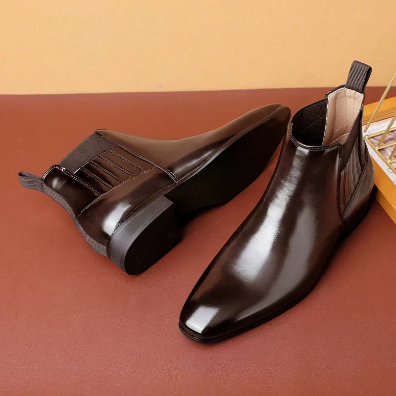 Botins de Salto em Bloco Minimalistas