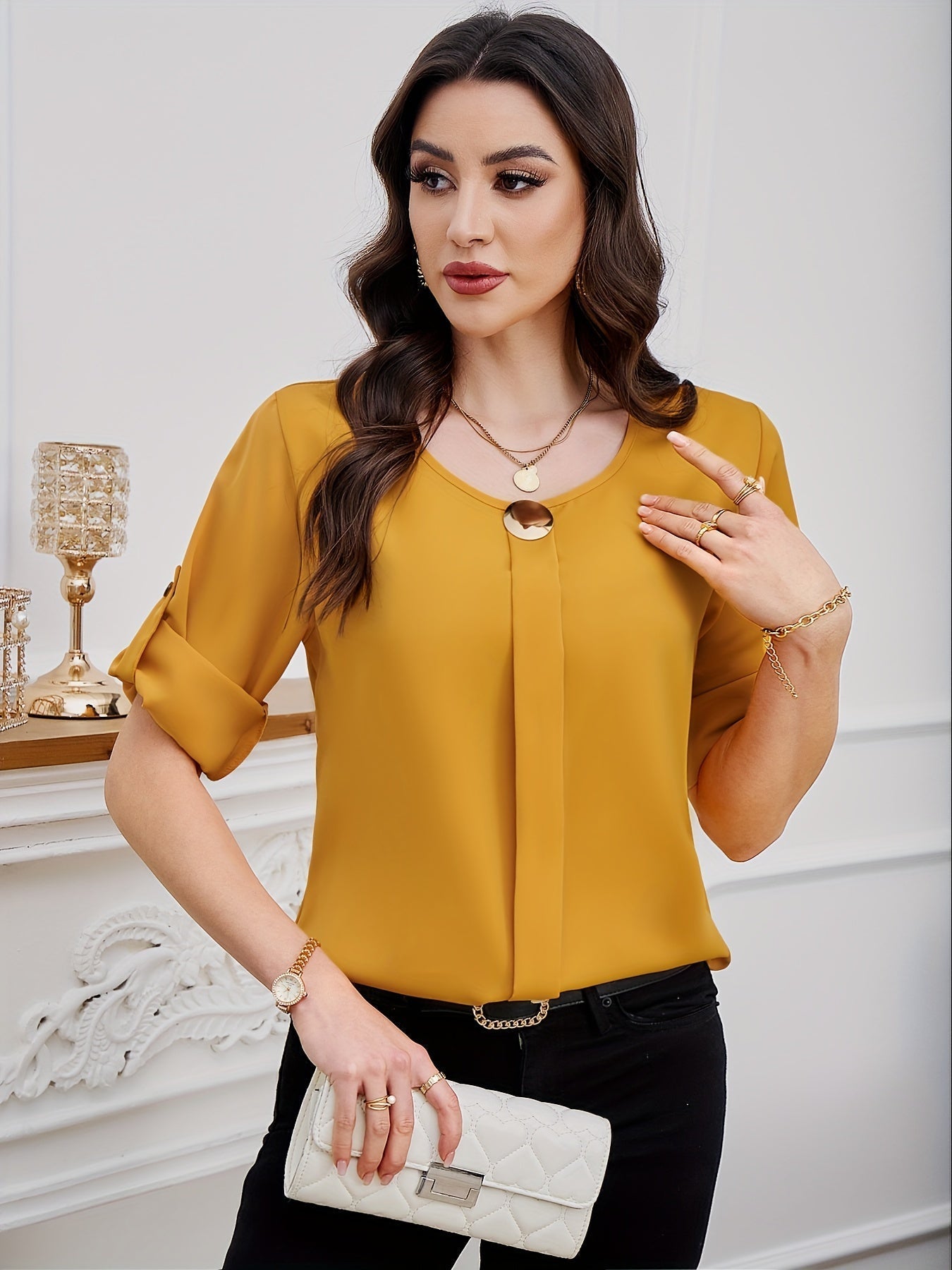 Chemisier à col rond - Plissé sur le devant et manches courtes