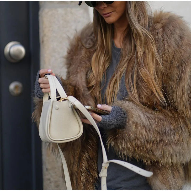 Manteau Effet Fourrure Oversize à Col Rond