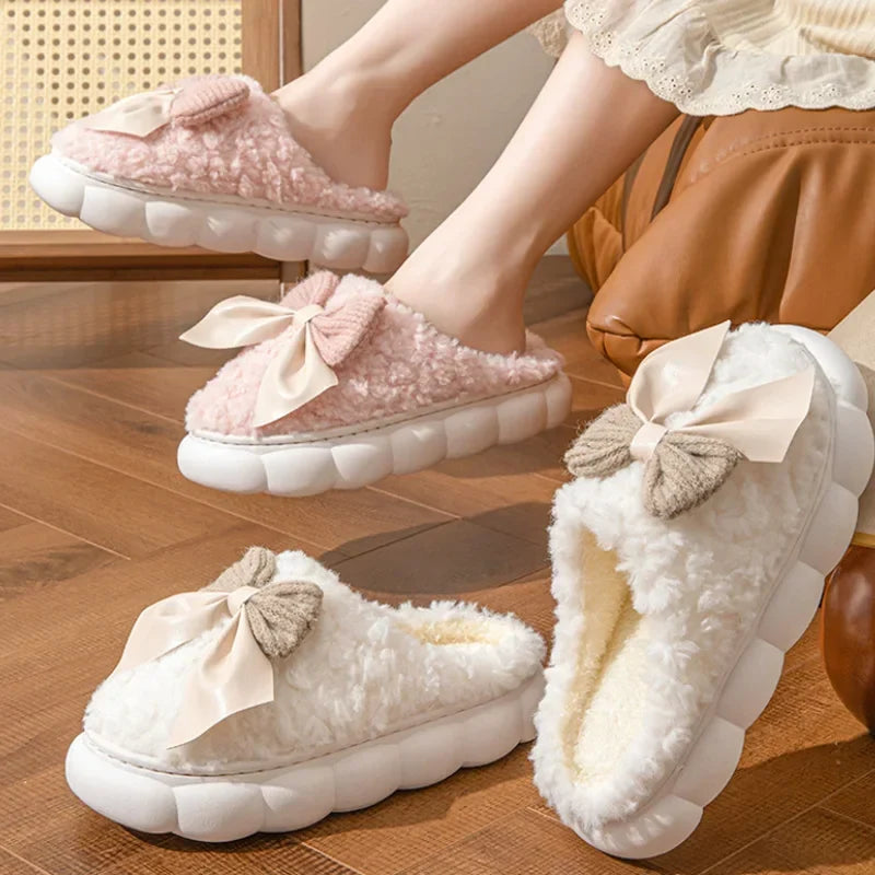 Chaussons fermés à nœud élégant — vue de face